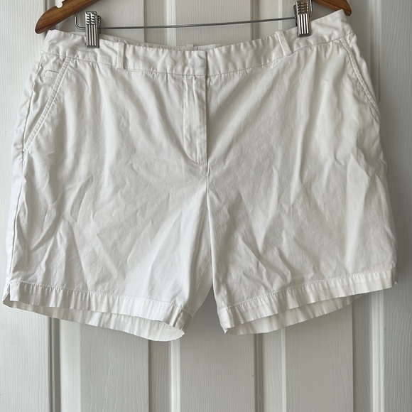 Talbots white cotton shorts size 14 petite - Picture 1 of 6